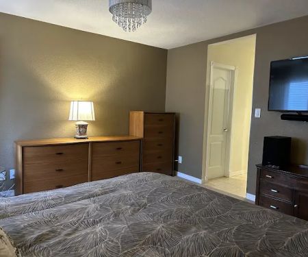 1-800-Packouts of East Valley