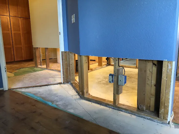 Valley Wide Restoration Picture 5