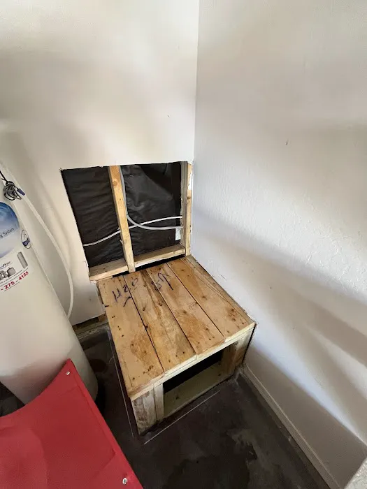 Quik Stop Restoration Picture 6