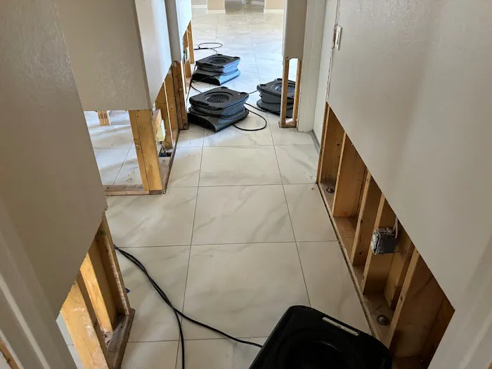 Diamondback Disaster Services LLC Picture 4