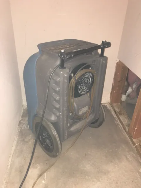 Flood Pro Restoration Picture 3