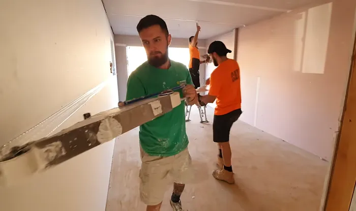 2 Brothers Water Damage Picture 4