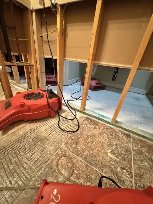 Water and Fire Restoration Team Picture 8