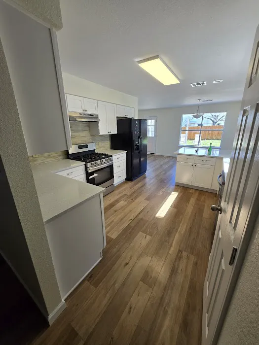 Paul Davis of West Austin, TX Picture 7