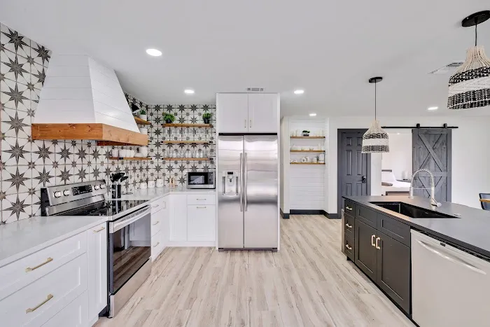 DOM Solutions Picture 1