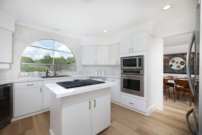 DOM Solutions Picture 9