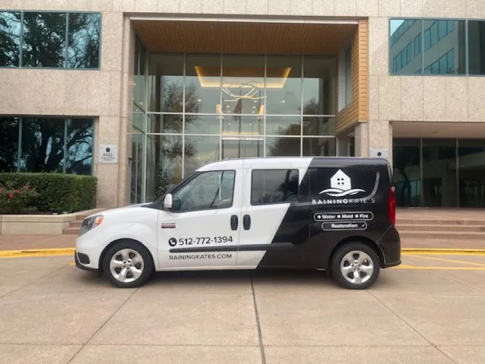 RAINING KATE'S Water Damage Restoration Picture 6