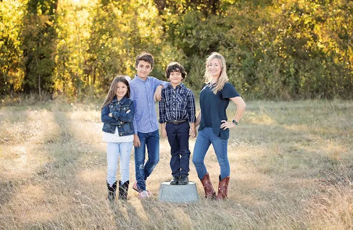 RAINING KATE'S Water Damage Restoration Picture 1