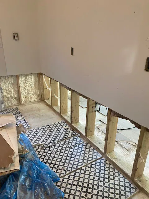 RAINING KATE'S Water Damage Restoration Picture 2