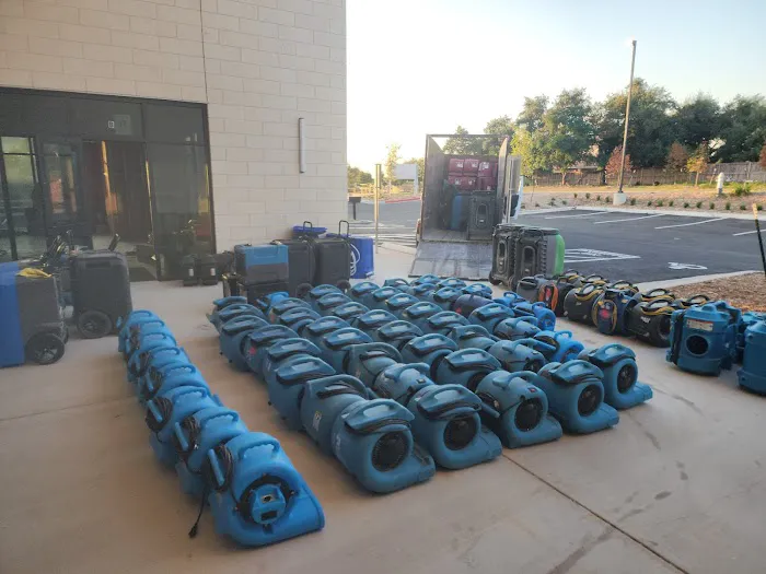 Chrome Water Damage Experts Picture 10