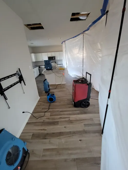 Lone Star Restoration and Roofing Services Picture 1