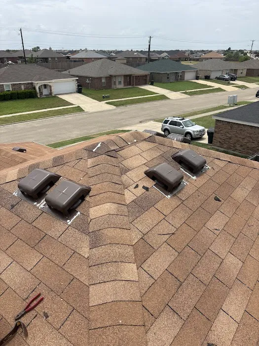 Mr. ROOFing & Gutters Picture 3