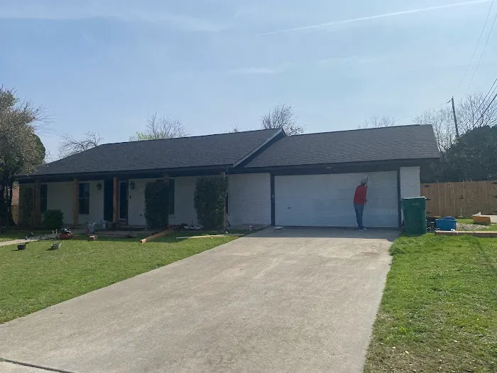 Mr. ROOFing & Gutters Picture 9