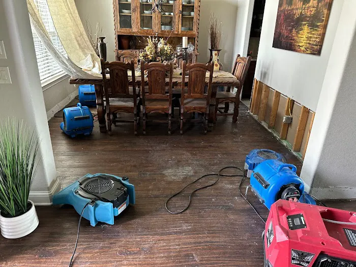 S.W.A.T. RESTORATION Picture 3