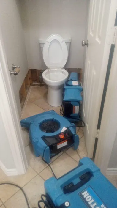 Water Emergency Team Picture 6