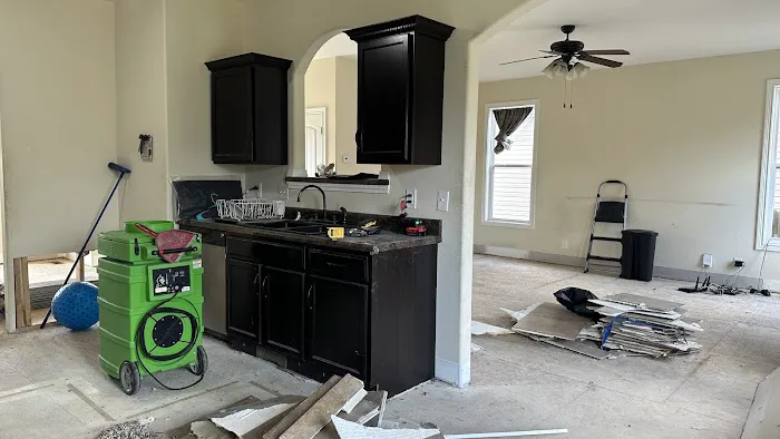 SERVPRO of South Central Fort Worth, Edgecliff Village Picture 7