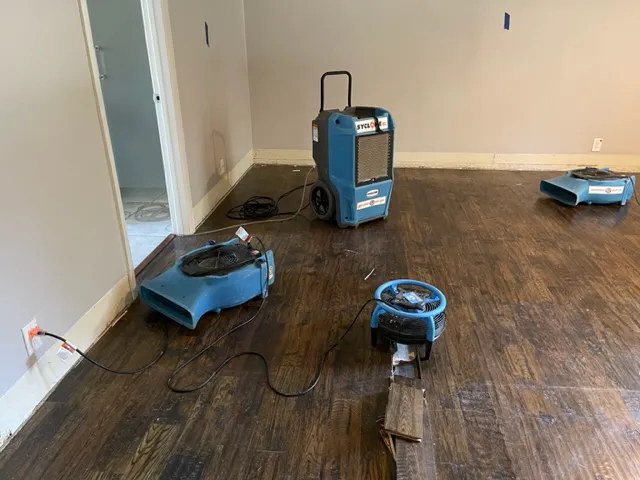 Lone Star Recovery Services Picture 1