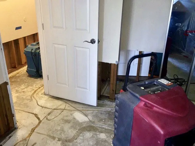 G.S.R Water Damage Restoration Picture 2