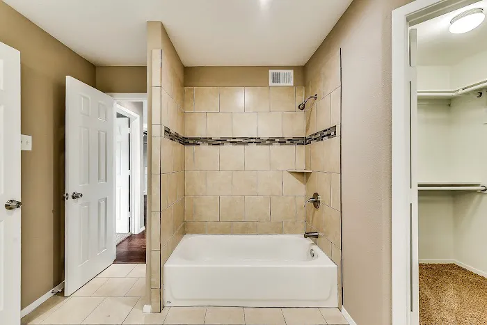 Continuum Restoration - Dallas Picture 1