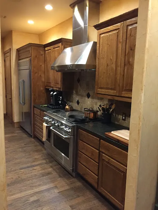 Platinum Service Group Picture 3