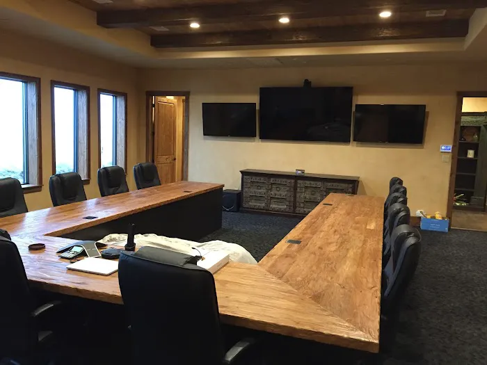 Platinum Service Group Picture 5