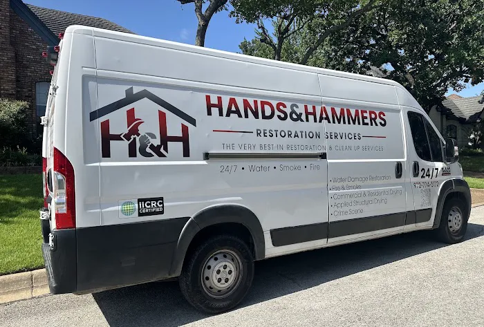 Hands & Hammers Picture 4