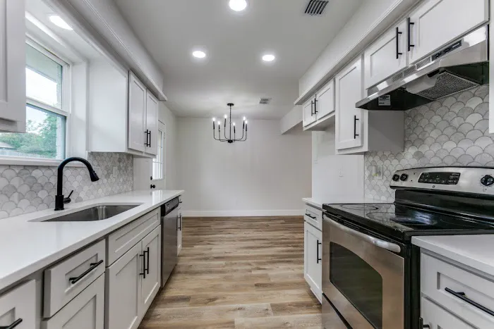 Rehab Squad - Restoration & Remodeling Picture 8