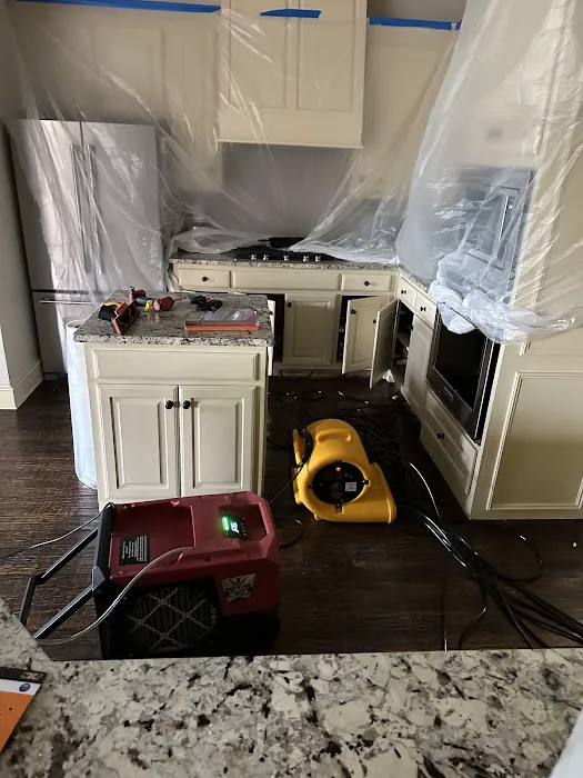 DRYmedic of Plano Picture 10