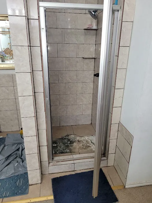 Alpha Royalty Picture 2