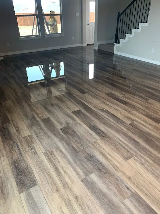 Alpha Royalty Picture 9