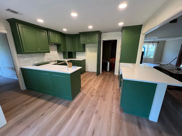 A to Z Roofing and Construction Picture 4