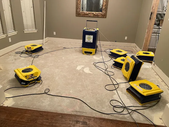 1-800 Water Damage of North Dallas Picture 7
