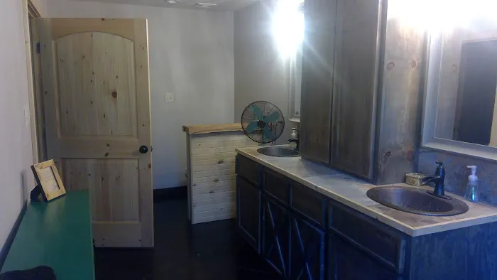 D:H Water Damage Enterprises LLC Picture 2