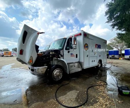 Grandeur Detailing LLC