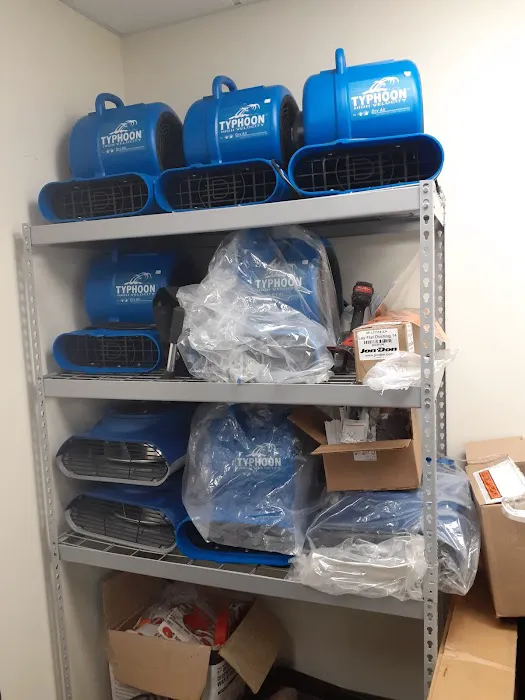 SERVICE PLUS Picture 6