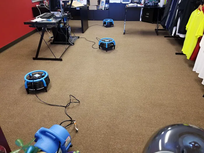 Mr. Steamers Picture 9