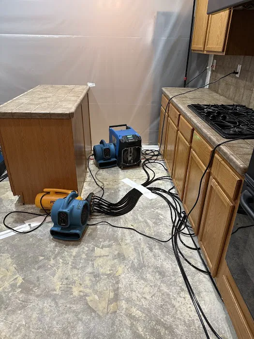 RESCO - Restoration Emergency Services Company Picture 1