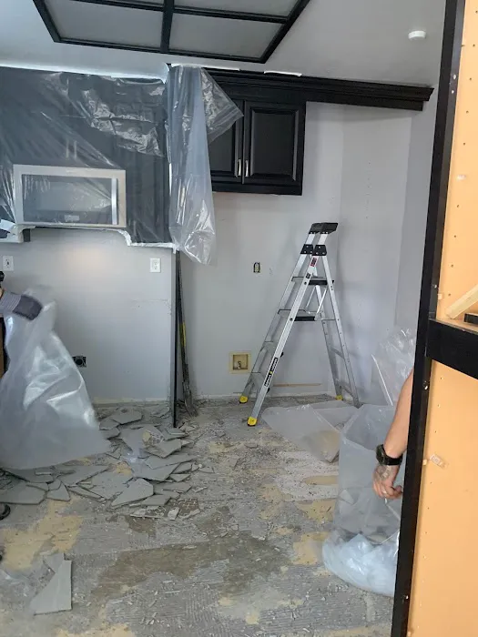 RESCO - Restoration Emergency Services Company Picture 6