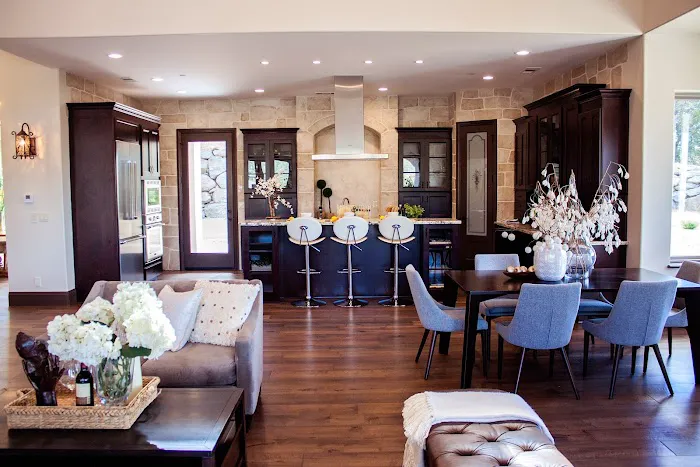 Golden Coast Construction & Restoration Picture 9