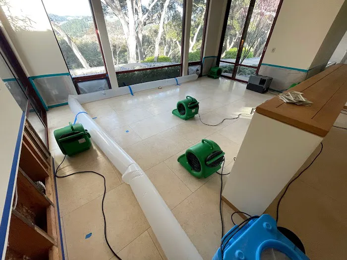 Soria Contracting and Solutions - Restoration and Remediation Services Picture 5