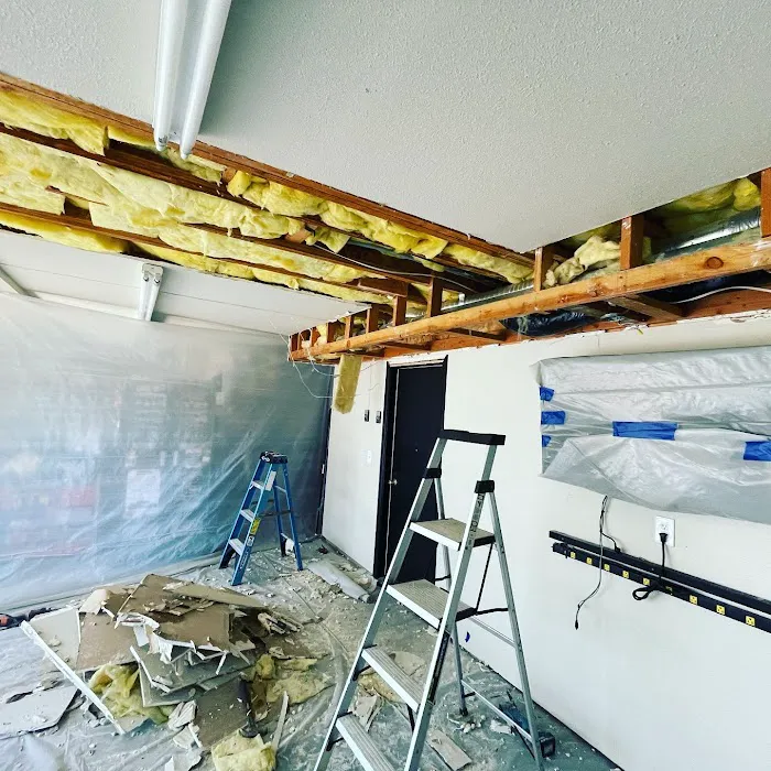 Soria Contracting and Solutions - Restoration and Remediation Services Picture 9