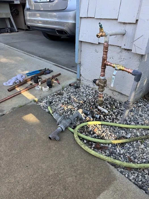 Expert Plumbing & Water Heaters, Inc. Picture 4