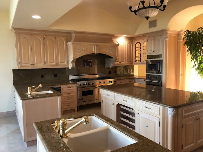 Illusions Inc. Picture 4