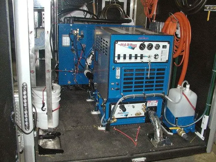 Ace Carpet Cleaning & Window Washing Picture 5