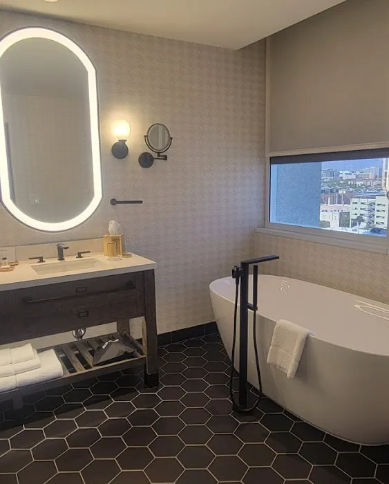 Commercial Cleaning & Restoration Picture 9