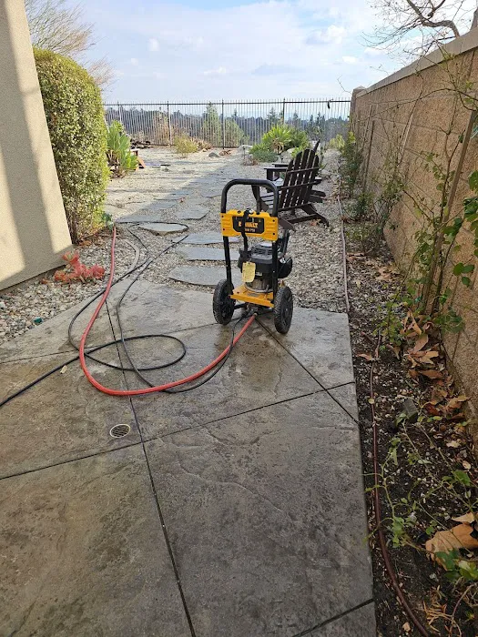 SOS Restoration of Los Angeles Picture 2