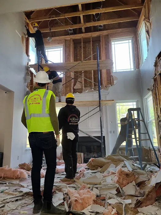 Gold Star Restoration Picture 1