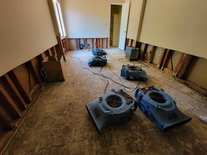 Restoration Unlimited Picture 1