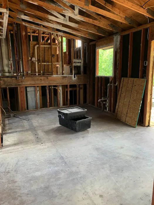 IN & OUT Water Damage Restoration Services Picture 8