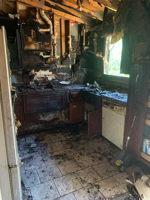 IN & OUT Water Damage Restoration Services Picture 5